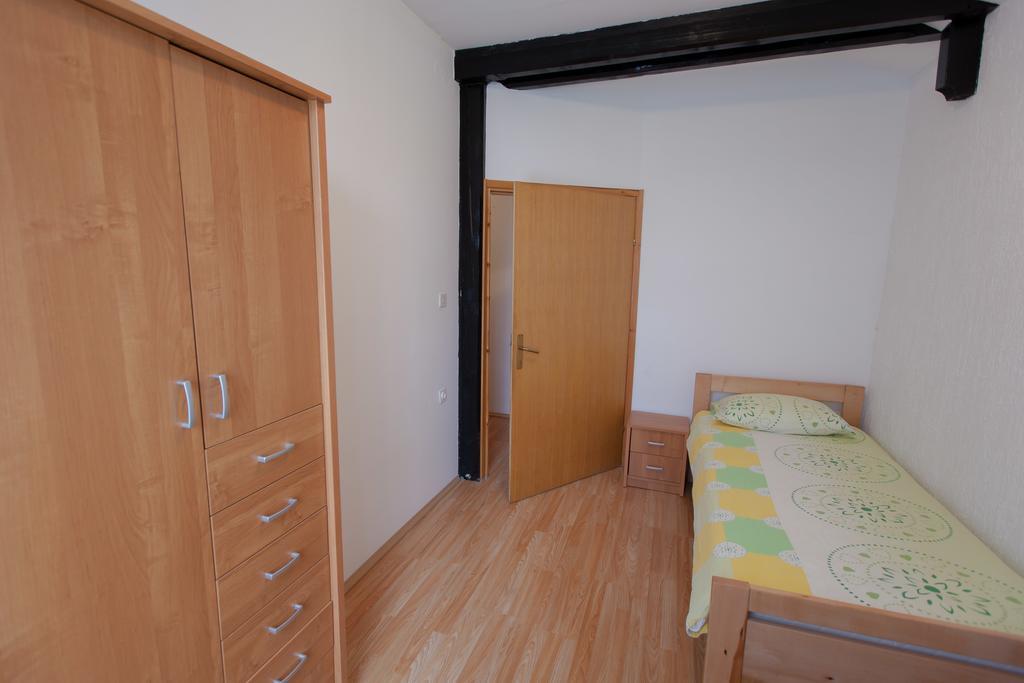 Apartment Licka Vodenica Josipdol Habitación foto