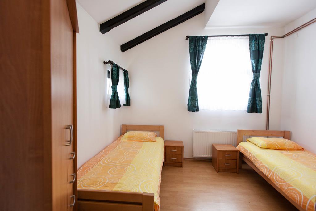 Apartment Licka Vodenica Josipdol Habitación foto