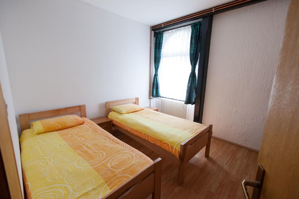 Apartment Licka Vodenica Josipdol Habitación foto